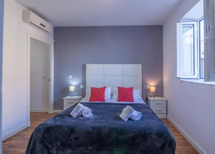 Großes Apartment mit 1 Schlafzimmer